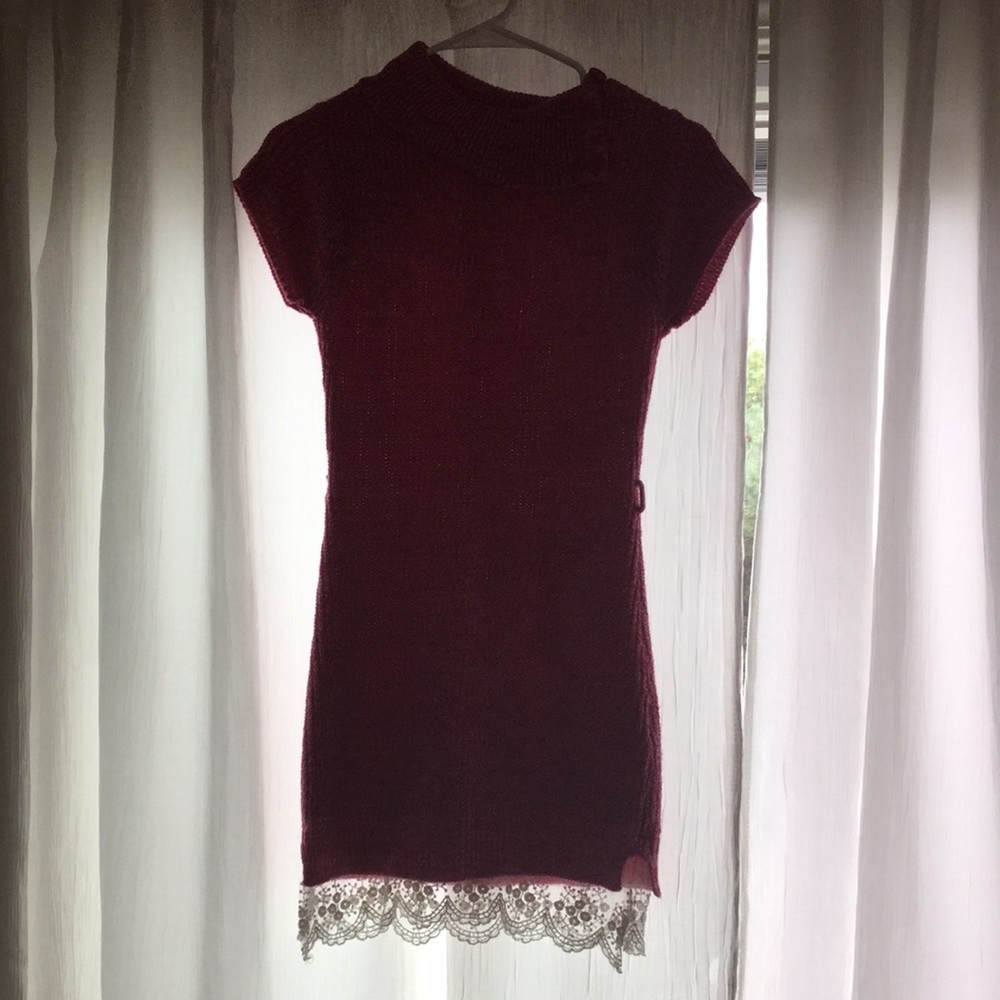 I’m selling a cute pink bottom lace dress